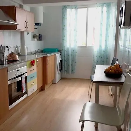 Lindo Y Acogedor Grao Playa Piso 5to Sin Ascensor Гандия